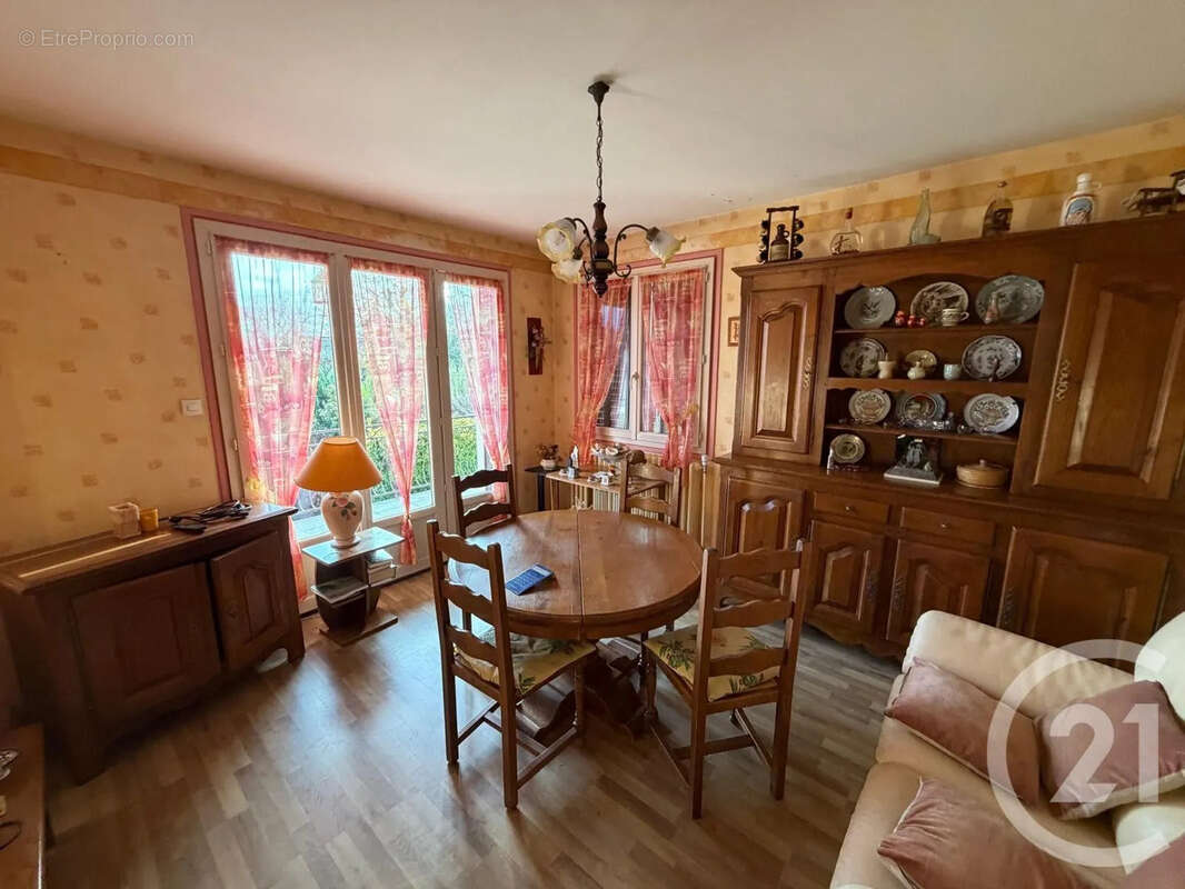 Maison à CHALEINS