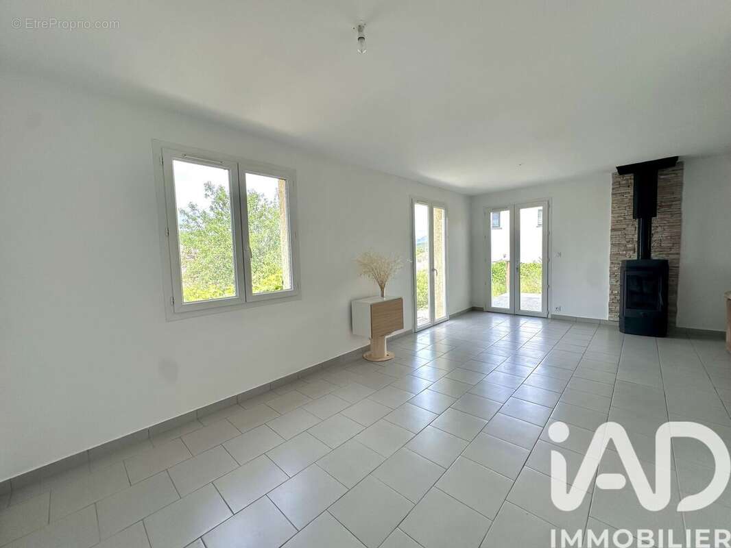 Maison 70 m² à Saint-Paul-De-Fenouillet  - photo 4