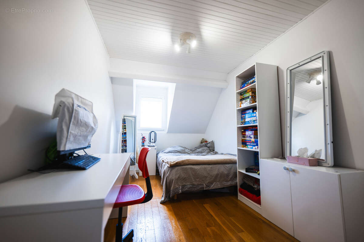 Maison à GRISY-SUISNES