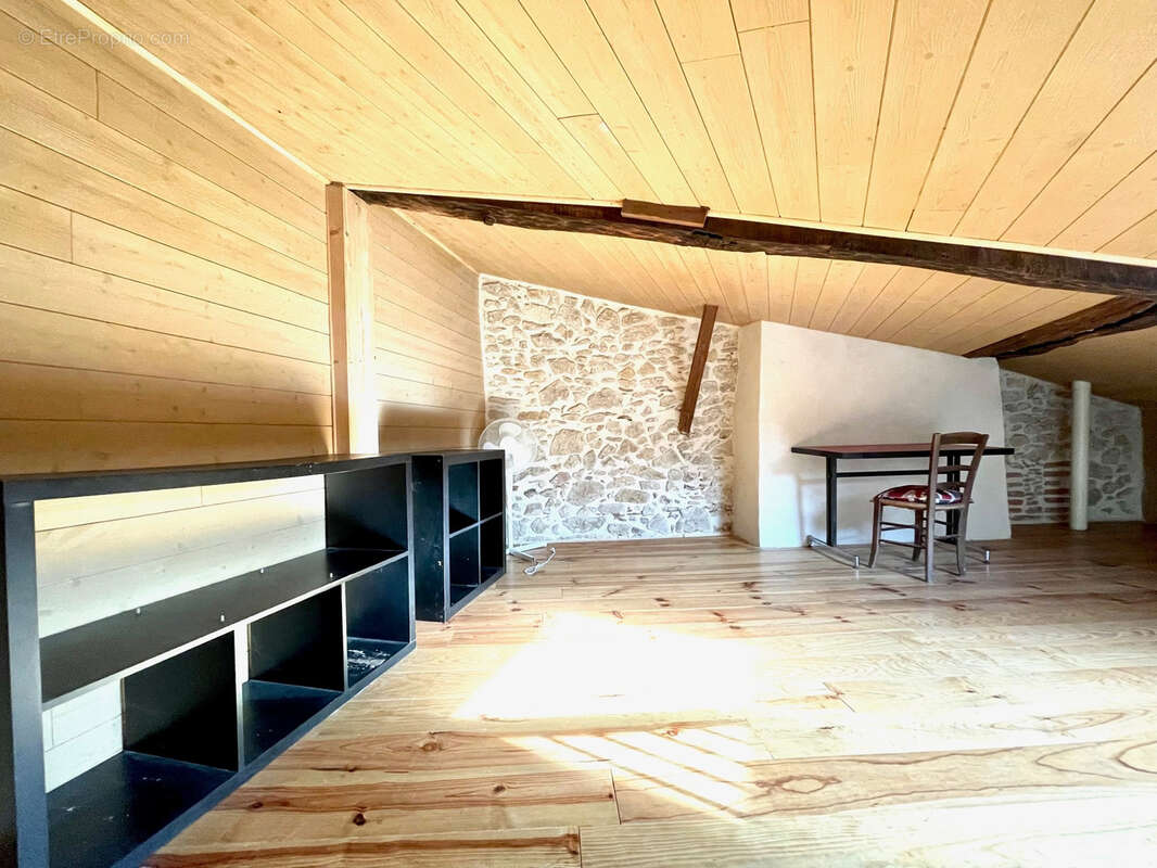 Appartement à SAINT-MACAIRE