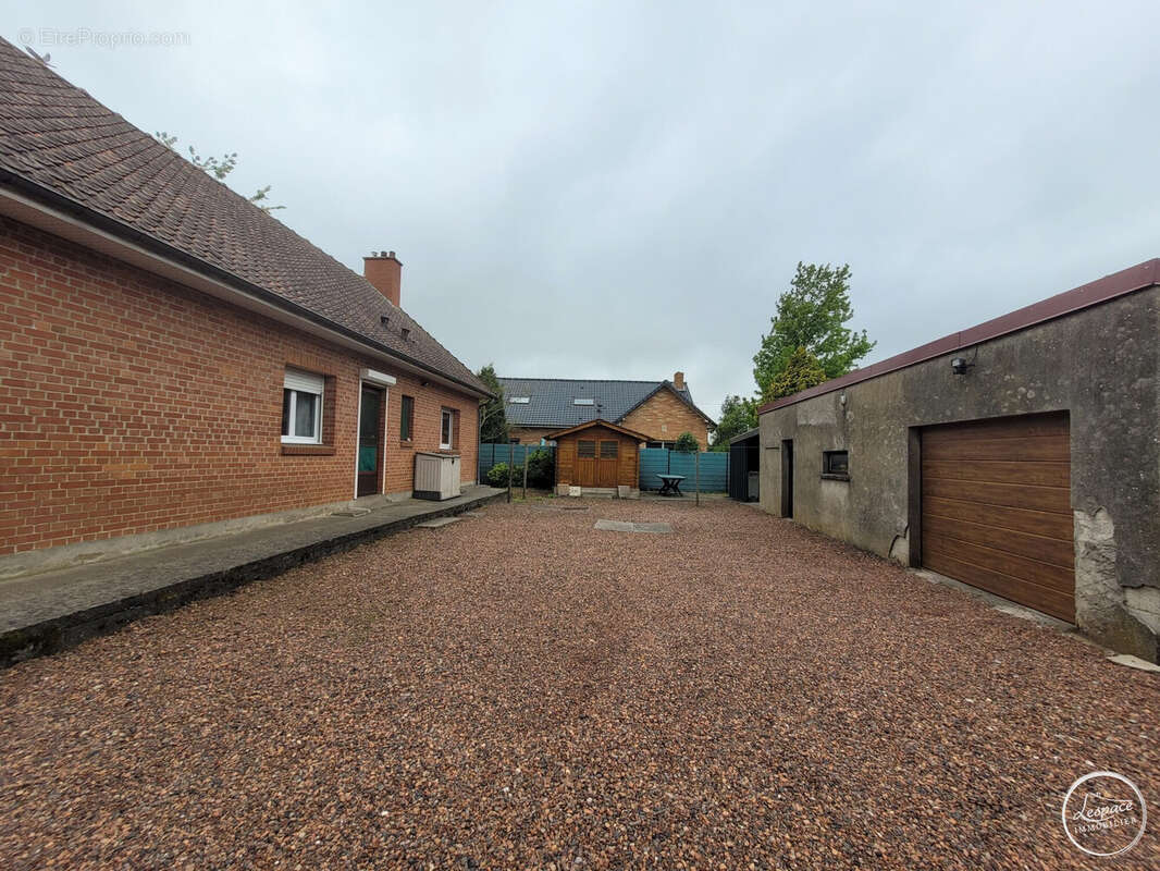 Maison à RECQUES-SUR-HEM