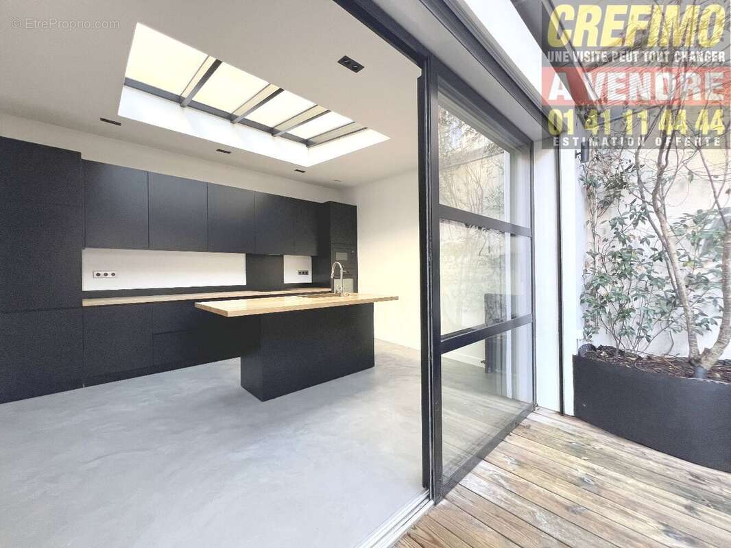 Maison à ASNIERES-SUR-SEINE