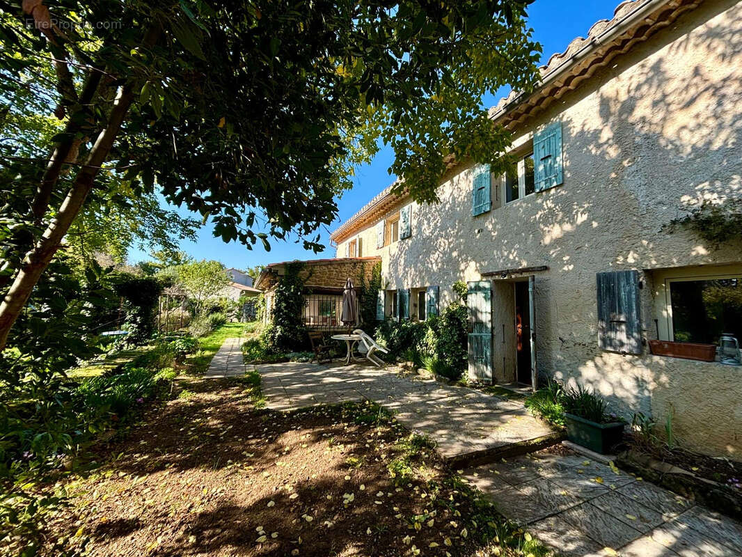 Maison à GRIGNAN