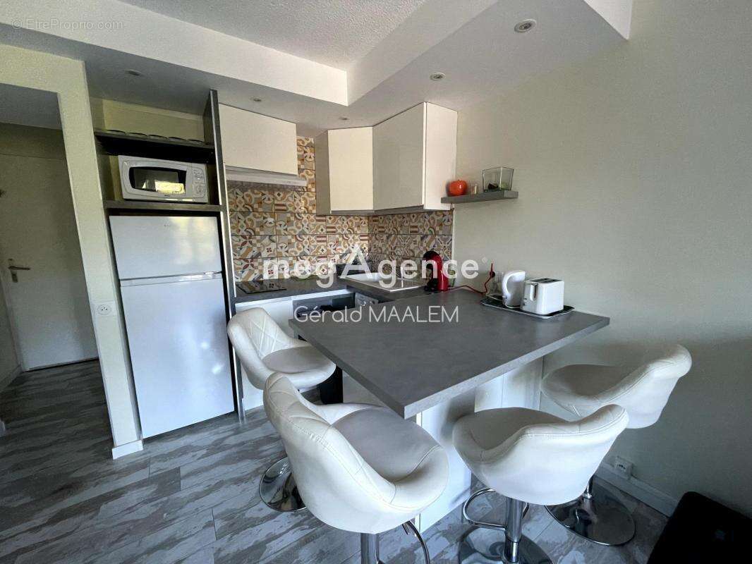 Appartement à SAINT-RAPHAEL