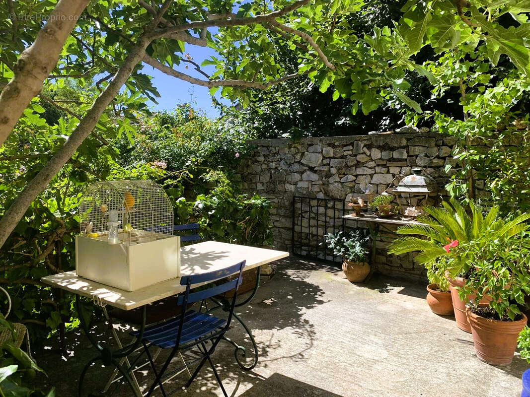 Maison à VAISON-LA-ROMAINE