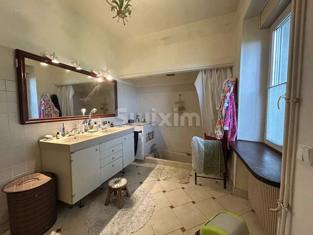 Maison à SAINT-BRANCHER