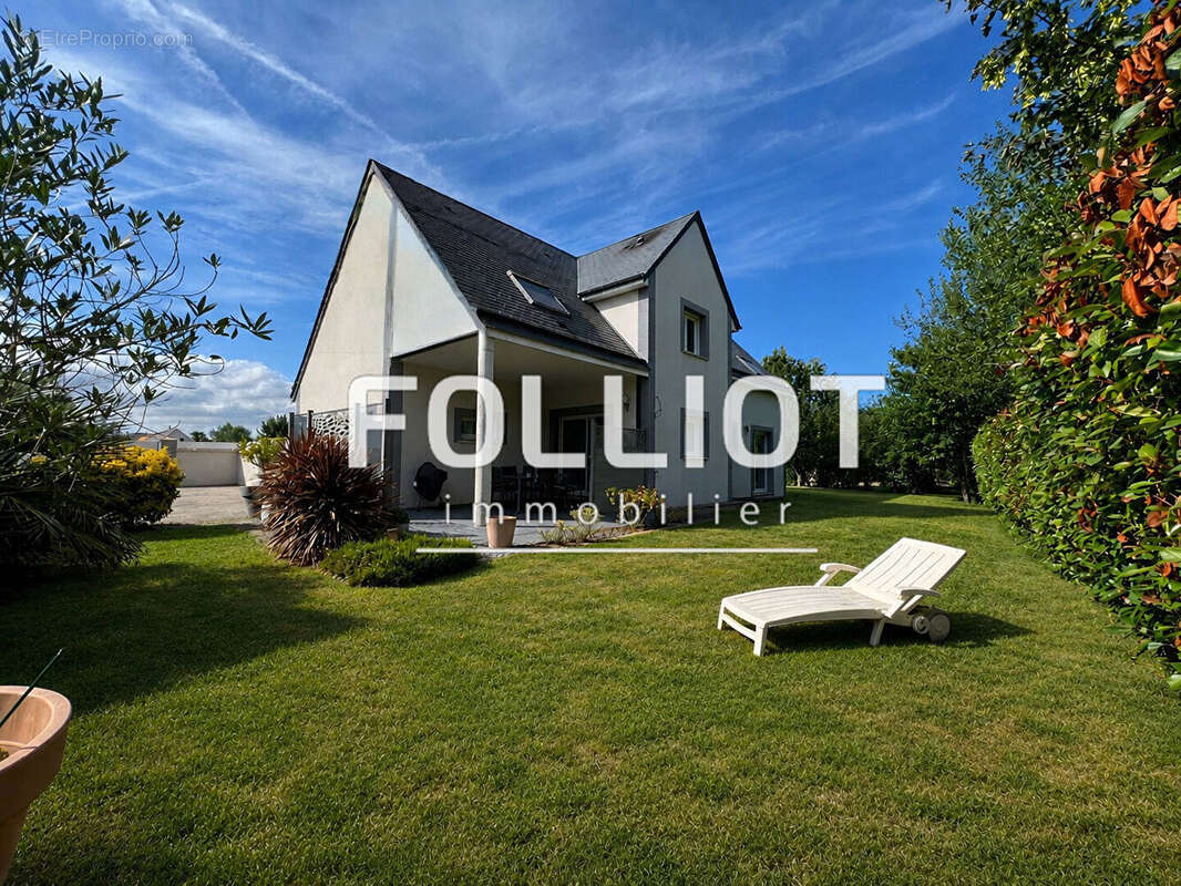 A VENDRE - Maison 8 pièces 162m2 - photo 13