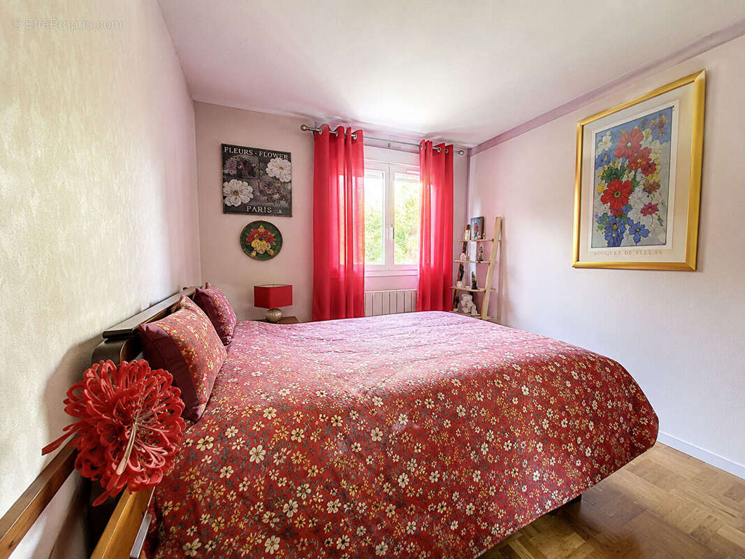 Appartement 6 pièces à vendre à Reims Boulevard de la Paix - 98.42 m², balcon , garage - photo 6