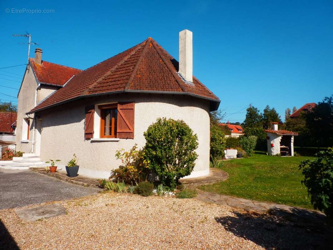 Maison à PINTERVILLE