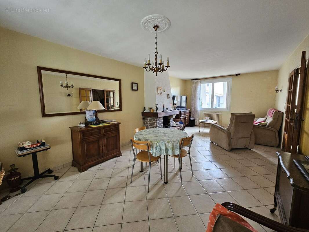 Maison à MERIGNAC
