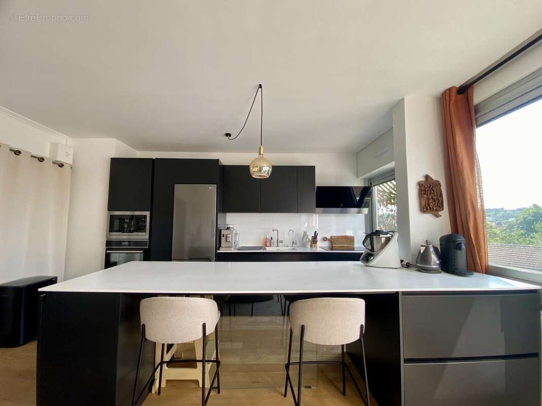 Appartement à LE PERREUX-SUR-MARNE