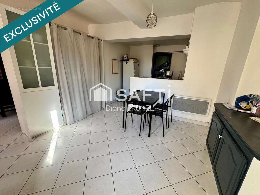 Photo 8 - Appartement à LA TOUR-D&#039;AIGUES