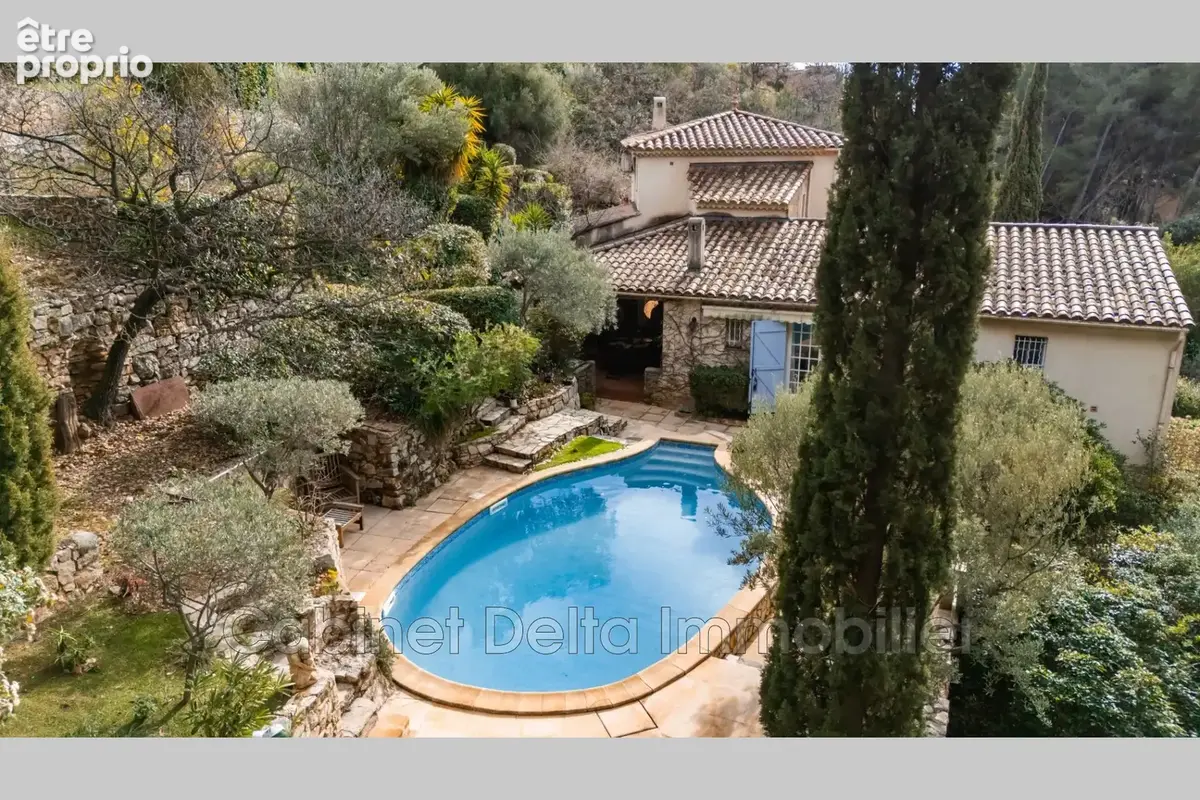 Photo Maison à Ollioules au prix de 990 000€