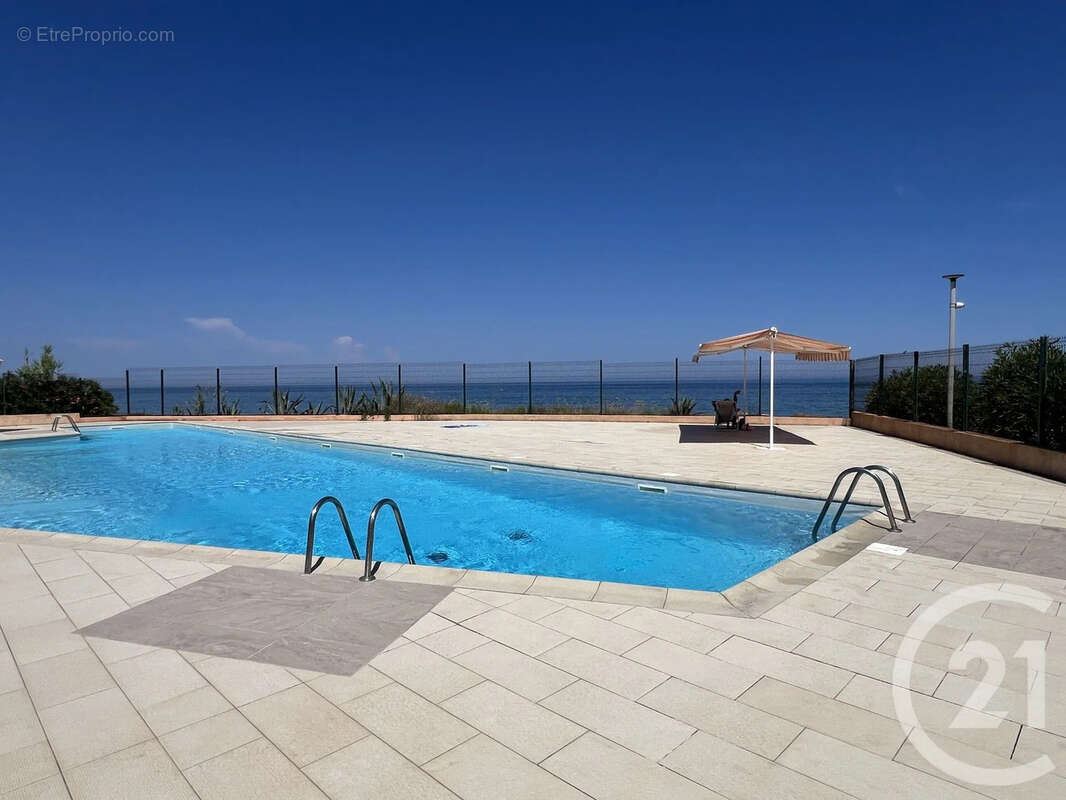 Appartement 25 m² à Santa-Lucia-Di-Moriani  - photo 3