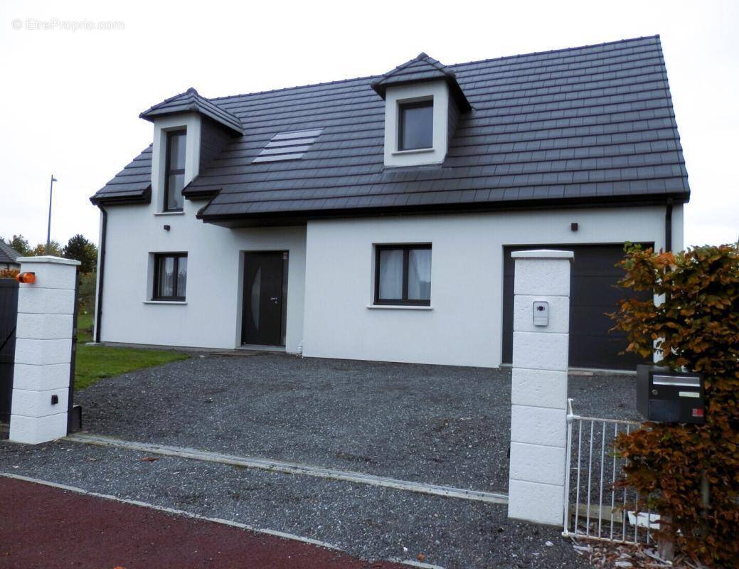 Maison à POIX-DE-PICARDIE