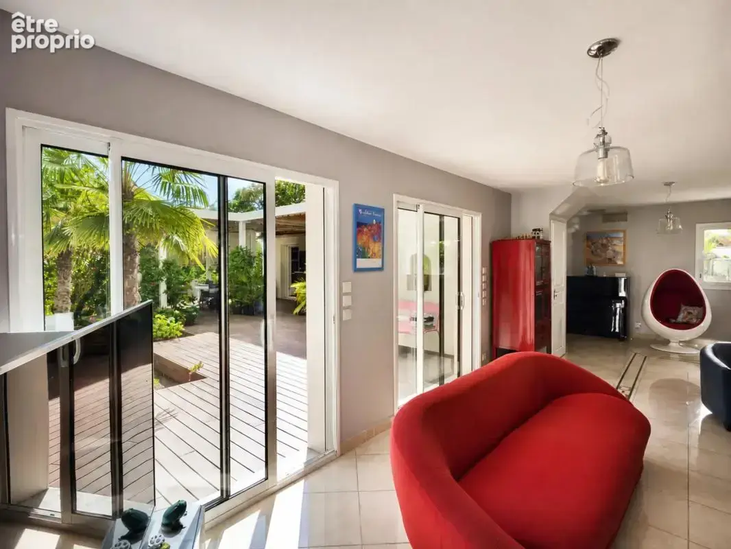 Maison de 8 pièces d'environ  210 m² à Héricy - photo 3
