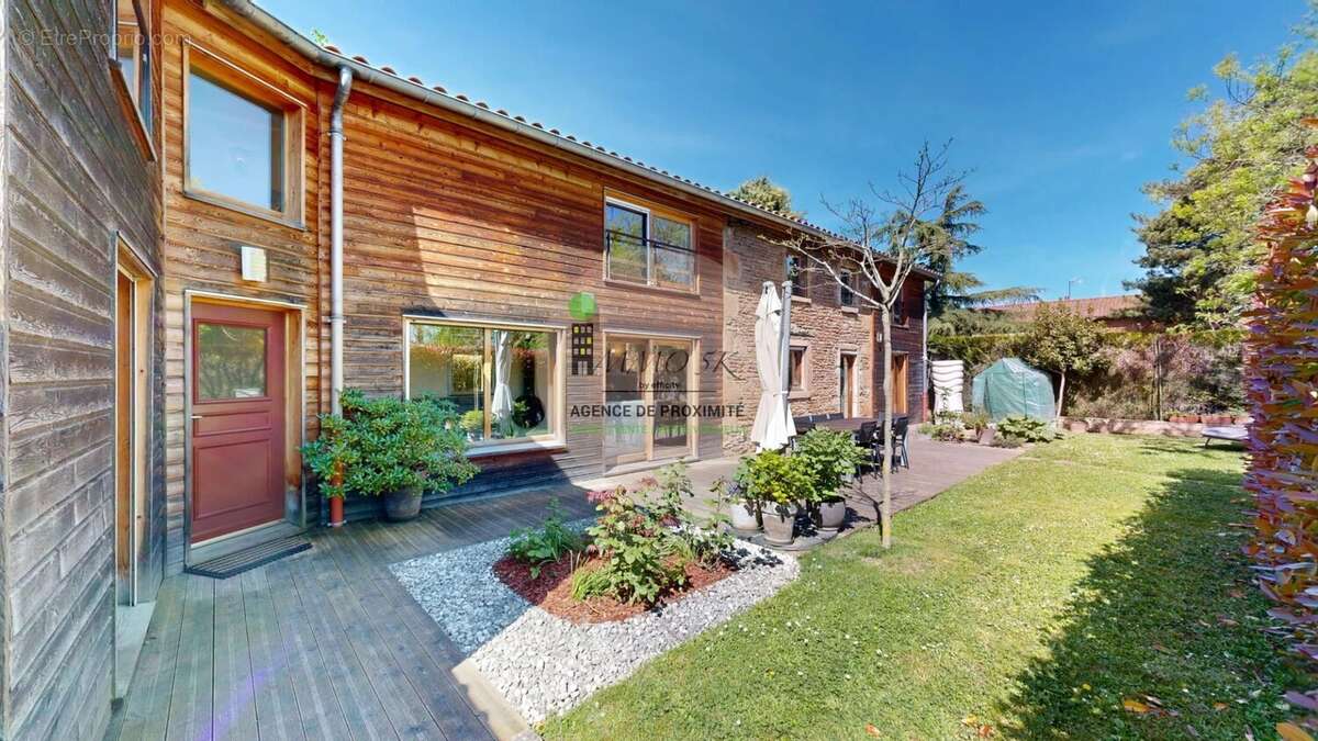 Maison à MORANCE