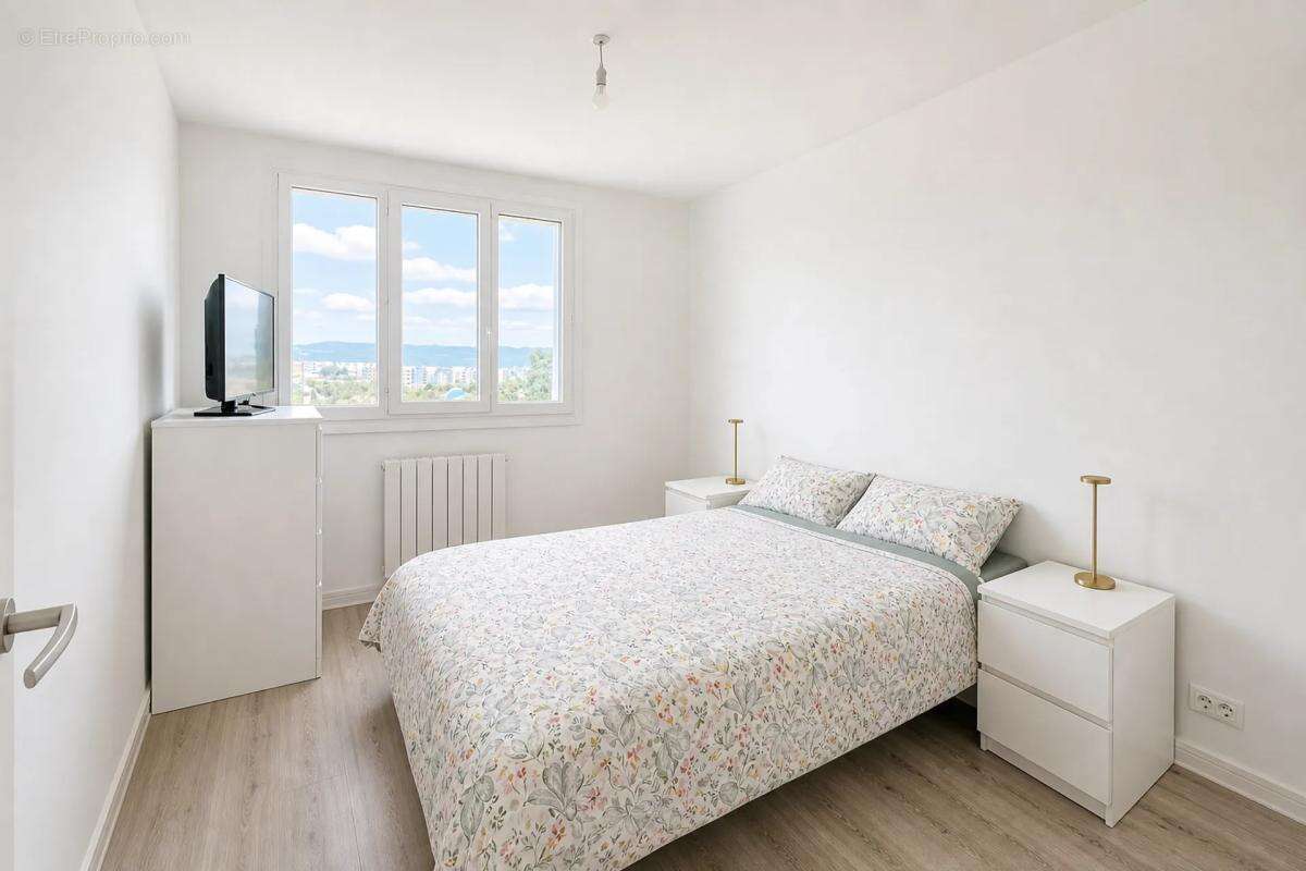 Appartement à MANTES-LA-VILLE