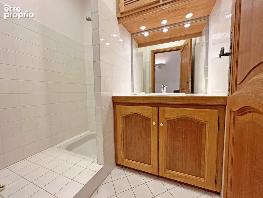 CO-EXCLUSIVITE VENCE - Appartement/villa de grand standing avec vue mer - photo 11