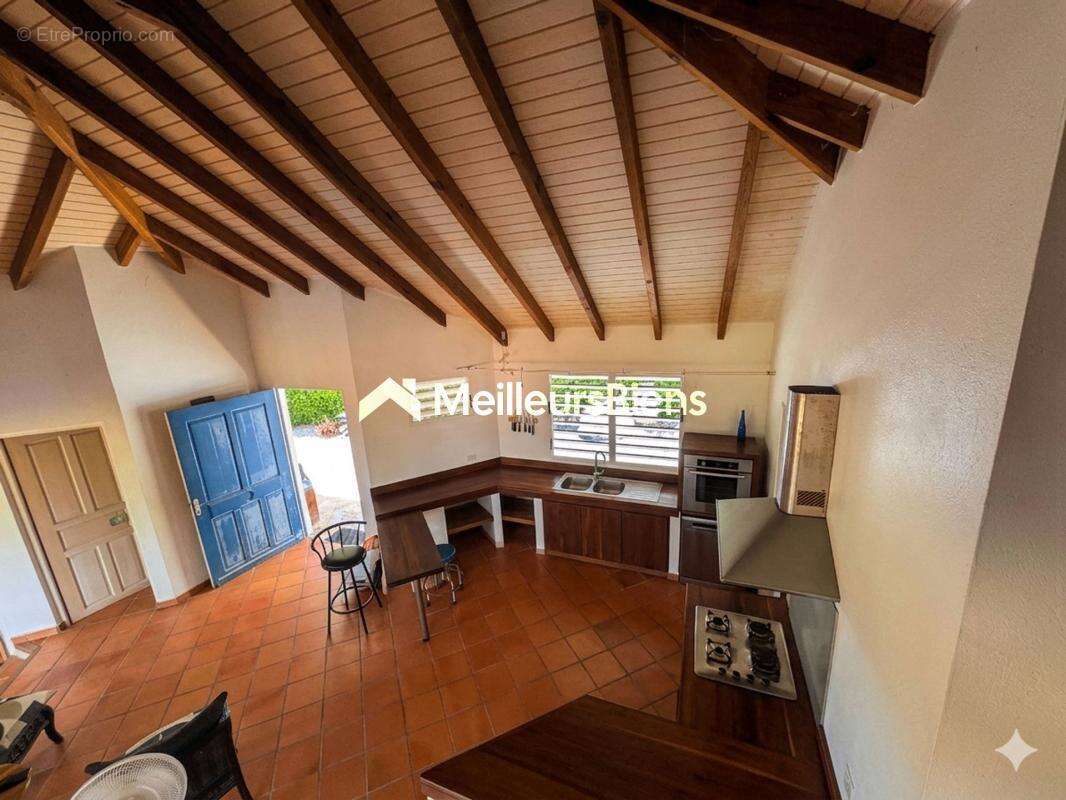 Appartement à LE MOULE