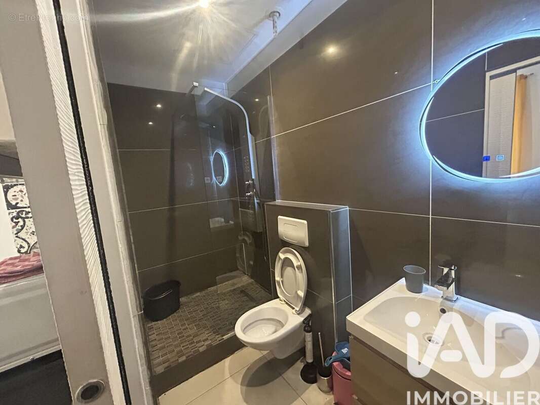 Photo 3 - Appartement à MARSEILLE-1E