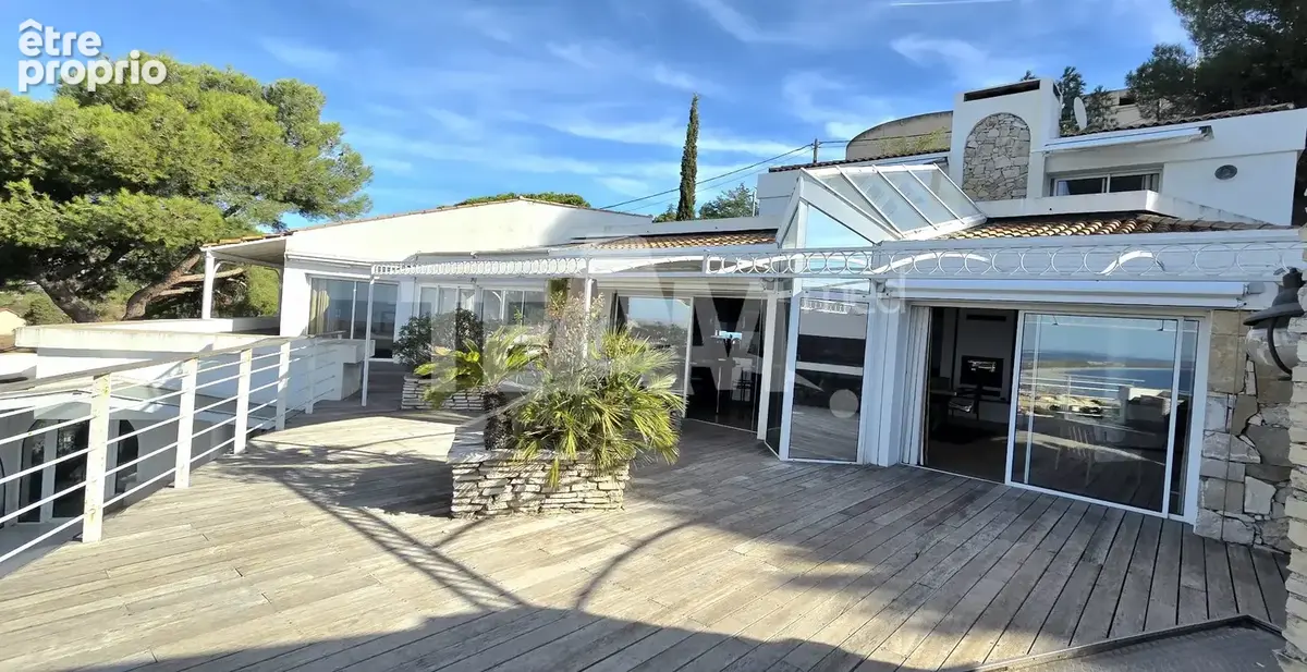 Mont saint-clair  villa d'architecte 296 m²  vue panoramique mer & étang de thau - photo 6