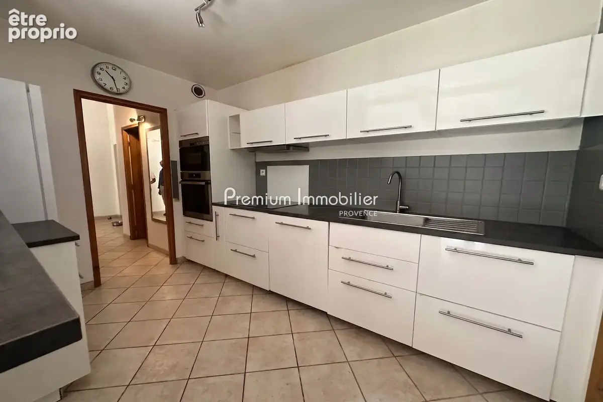 Maison 5 pièces 160 m² à vendre à Bouc-Bel-Air (13320) - photo 5
