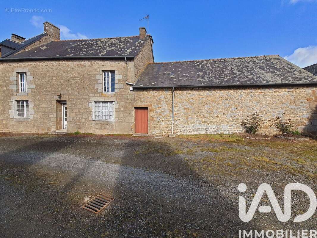 Photo 2 - Maison à SAINT-HILAIRE-DES-LANDES