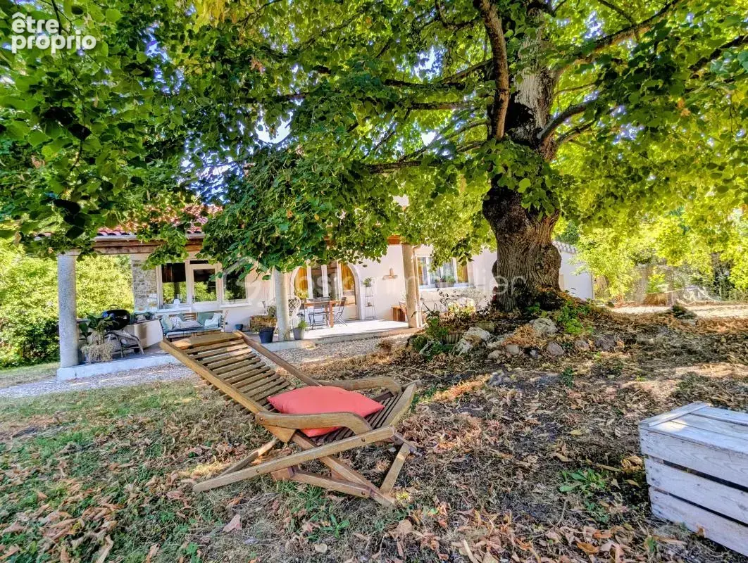 Maison familiale de caractère dans le Hameau de Vosves proche RER - photo 21