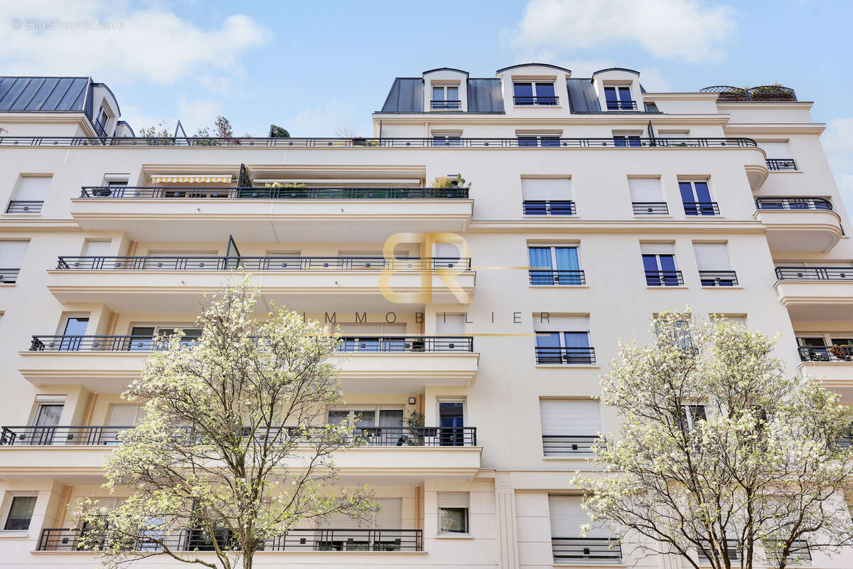 3 pièces 52 m2   dernier étage ascenseur   balcon filant   châtillon (92320) - photo 2