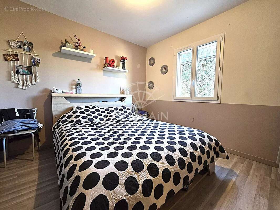 Maison à PERNES-LES-FONTAINES