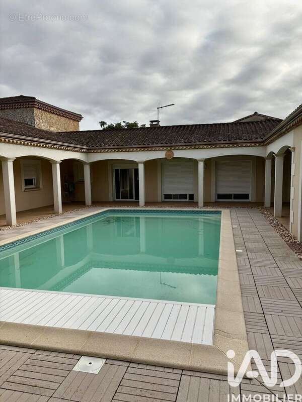 Photo 9 - Maison à AMBARES-ET-LAGRAVE