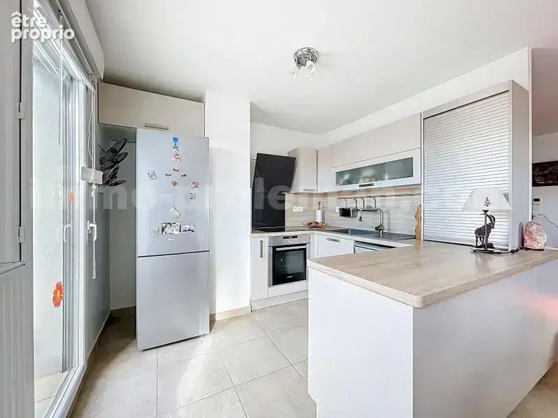 Appartement_T4_Ville_la_grand_Genève_Ceva_tram_Suisse__attique_famille_séjour_salle_a_manger_salon_cuisine_ouverte_chambre_salle_de_bain_terrasse_