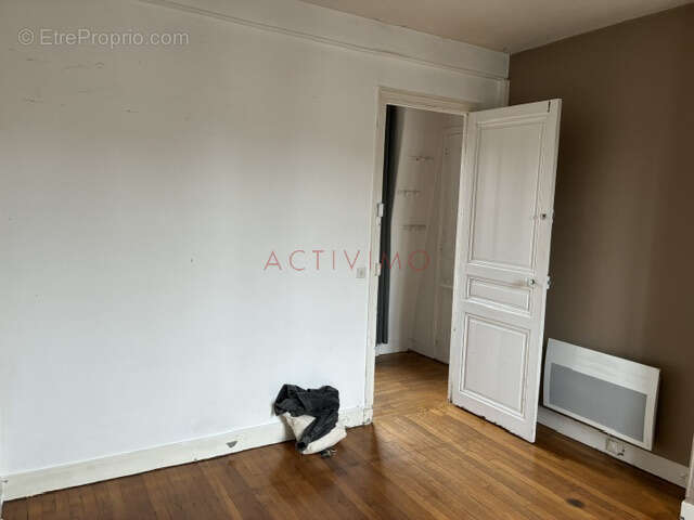 2 PIECES 40m2 - Rue Cler Paris 7ème - photo 4