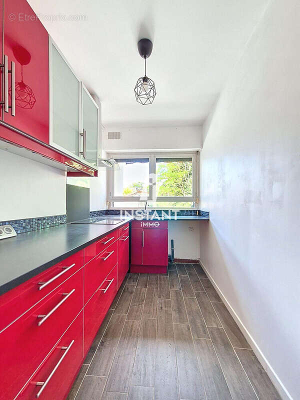 Cuisine - Appartement à CHOISY-LE-ROI