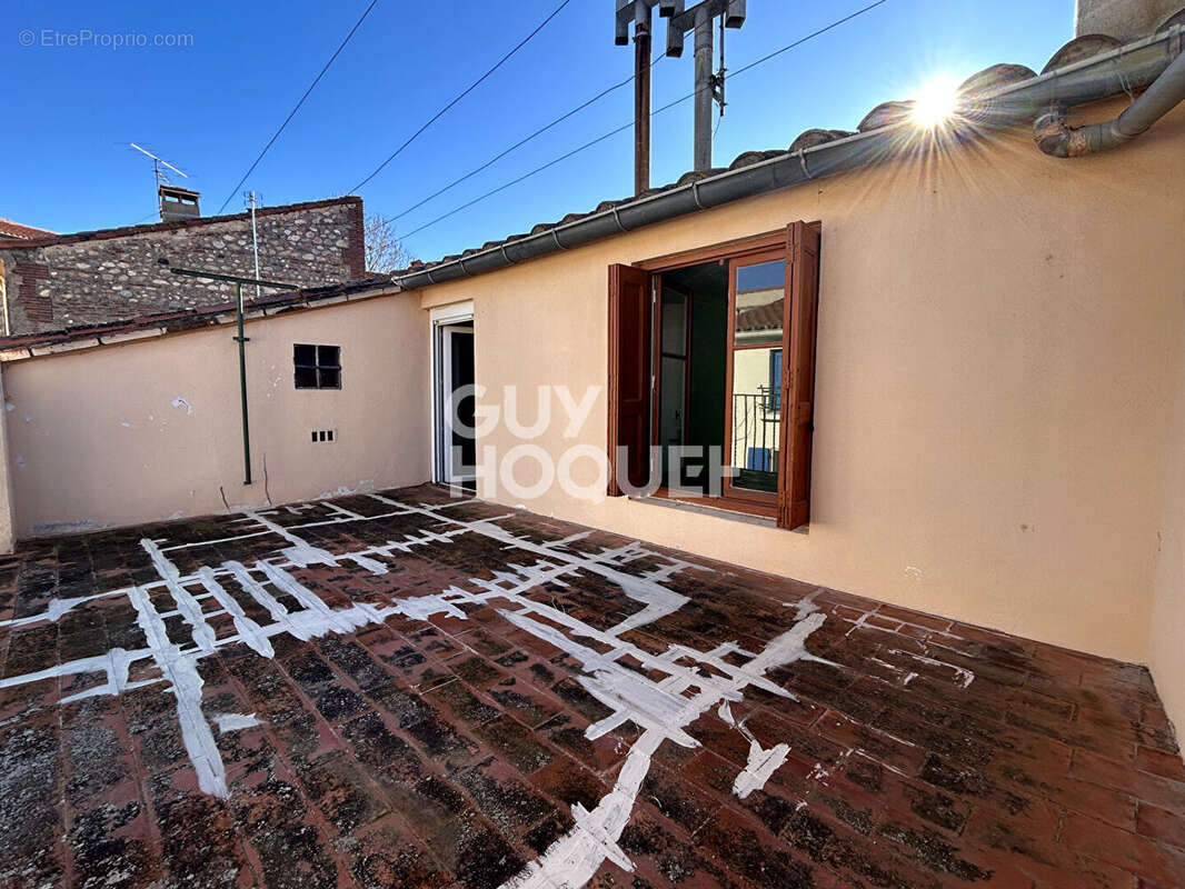 Maison de village avec terrasse à rénover - photo 9