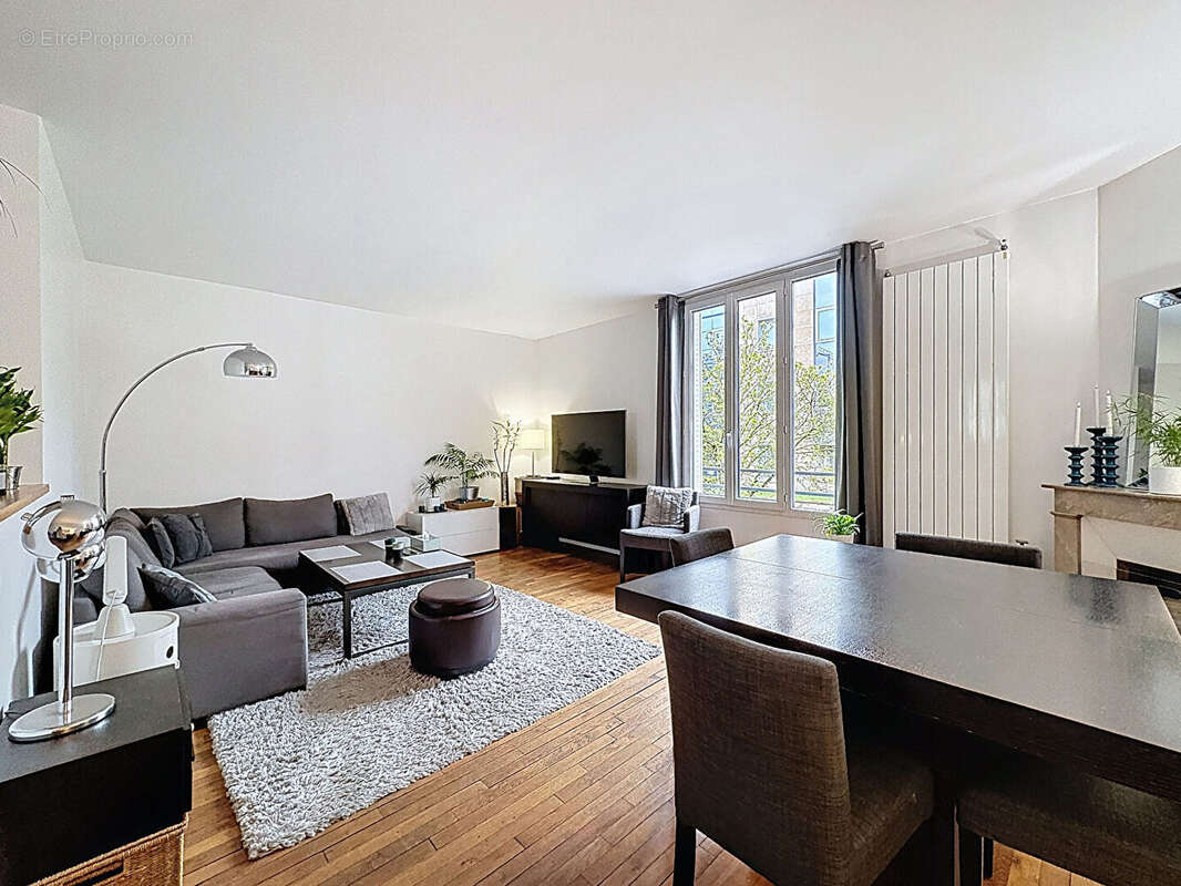 Appartement à SURESNES