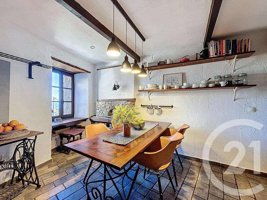 Maison à SAN-GIOVANNI-DI-MORIANI