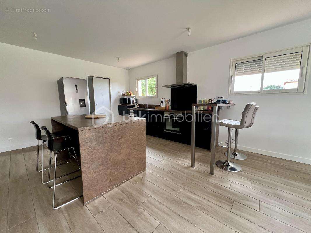 Villa T5 contemporaine de plain-pied de 130 m² avec garage - photo 11