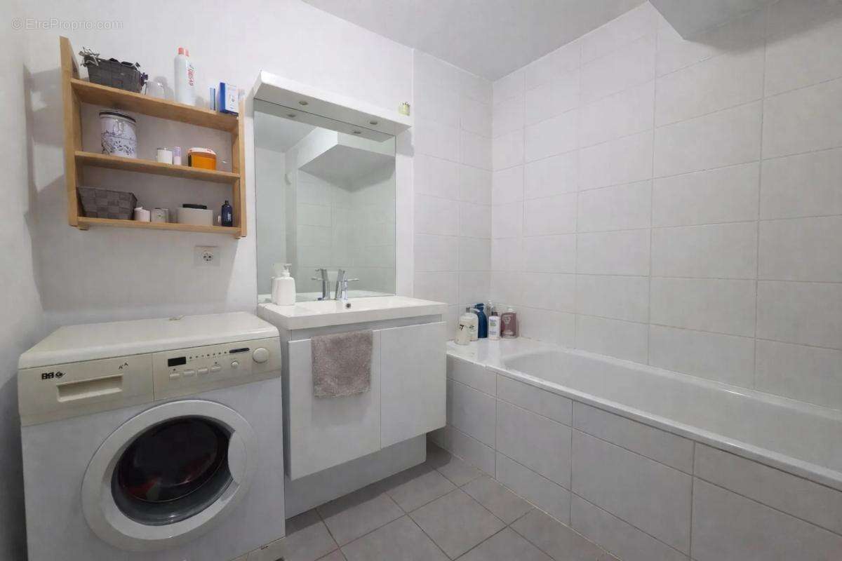 Appartement à MARSEILLE-12E