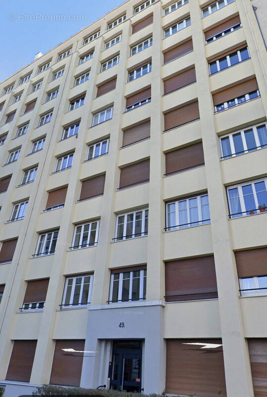 Appartement à SAINT-ETIENNE