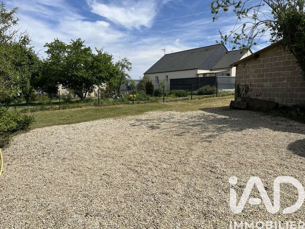 Photo 8 - Maison à JARZE