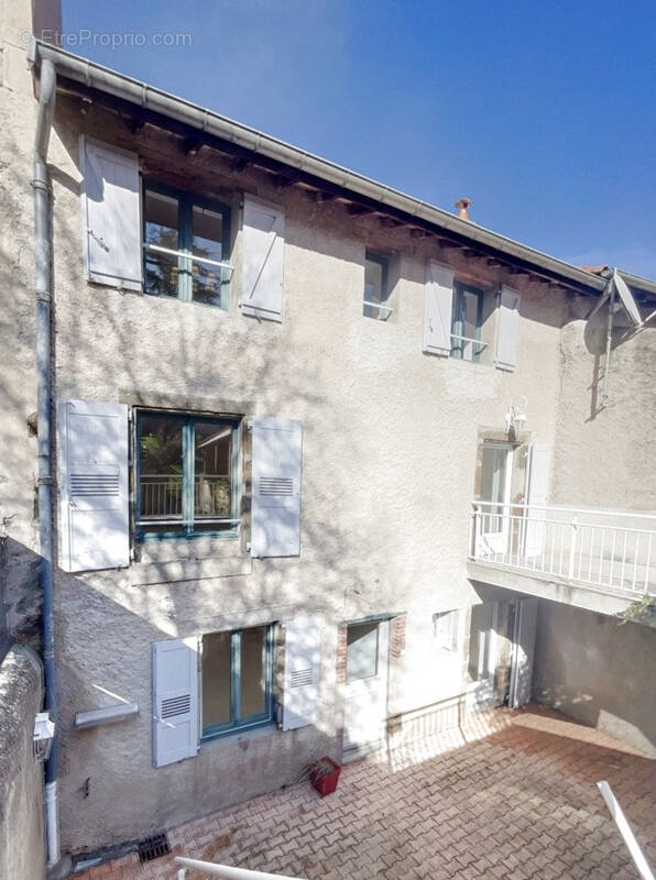 Maison à ESPALY-SAINT-MARCEL