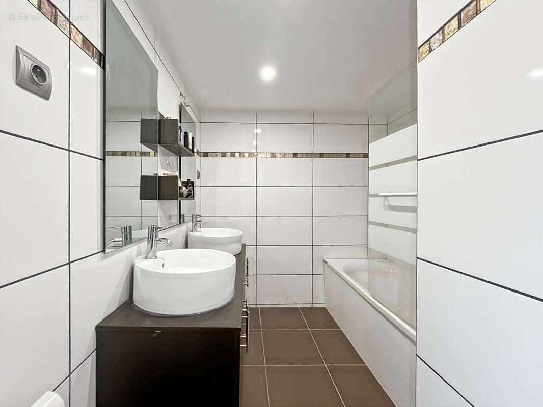 Appartement à EPONE