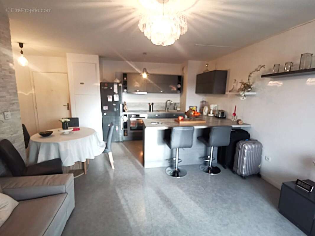 Appartement à IVRY-SUR-SEINE