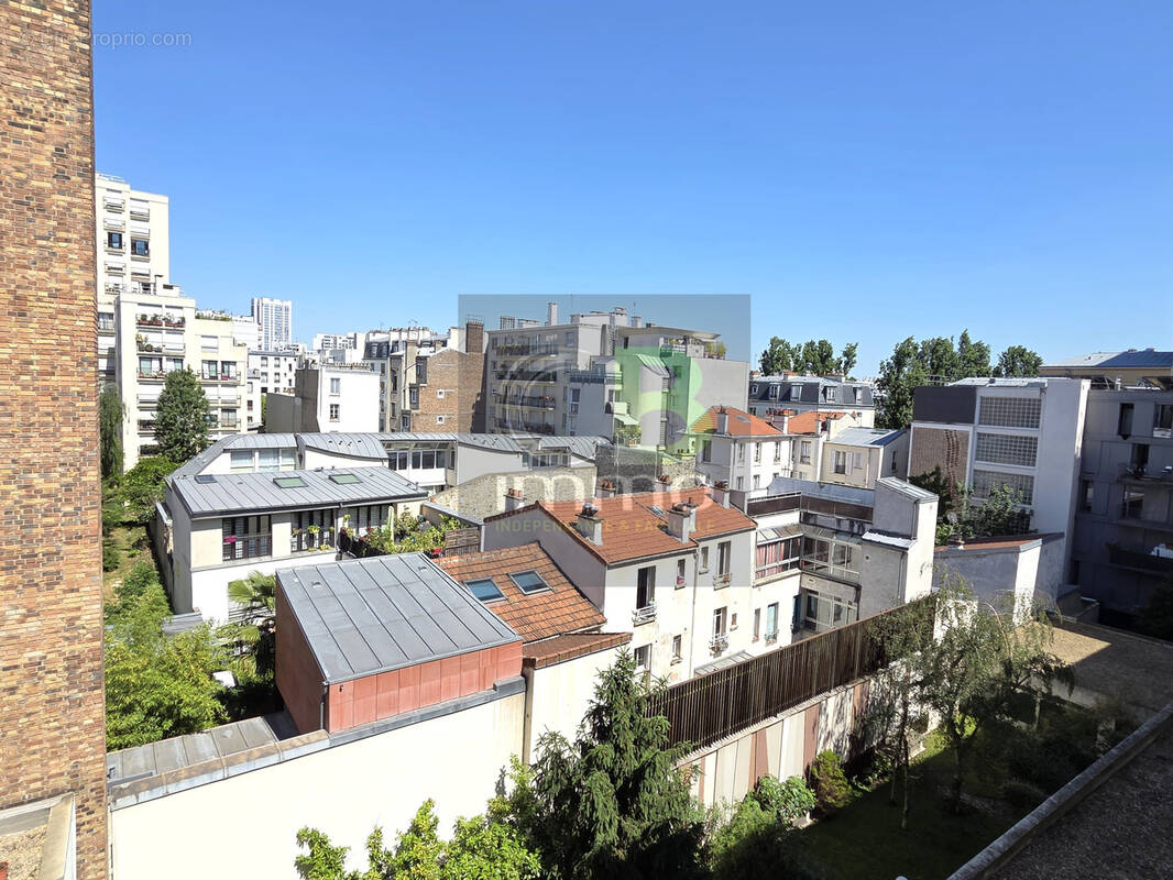 Appartement à PARIS-20E