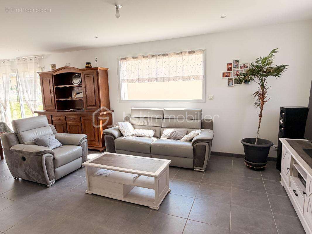 En Exclusivité Maison 93m2 2 chambres - photo 3