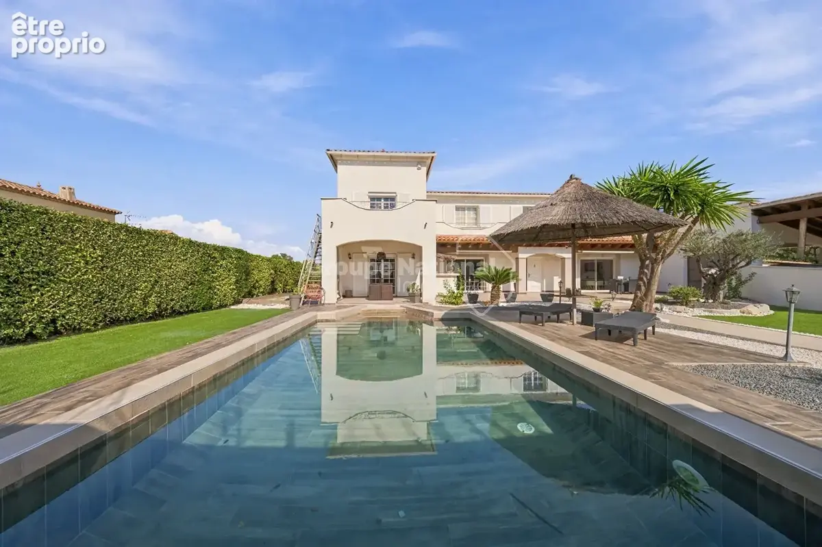 Maison Saint Drezery 7 pièce(s) 222 m2 avec piscine et annexes - photo 12