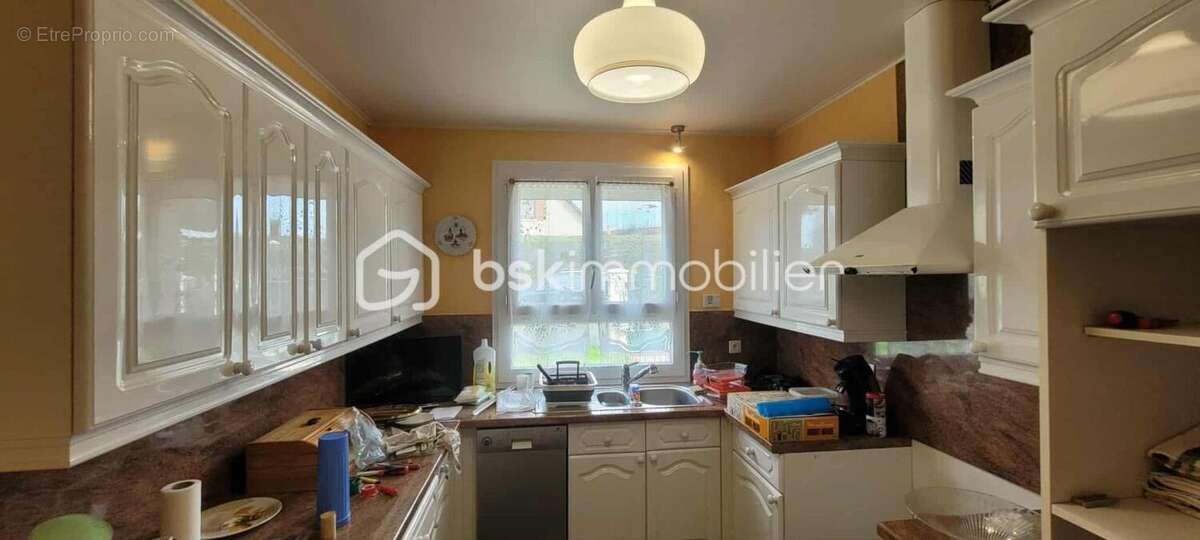 Maison à SAINT-GERMAIN-LAVAL