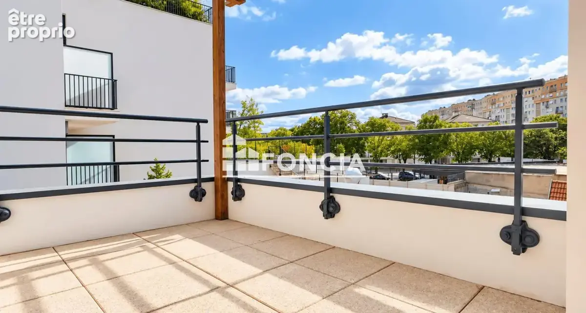 Rueil-malmaison – duplex 4 pièces de 91 m² – dernier étage – balcon et grande terrasse - photo 2